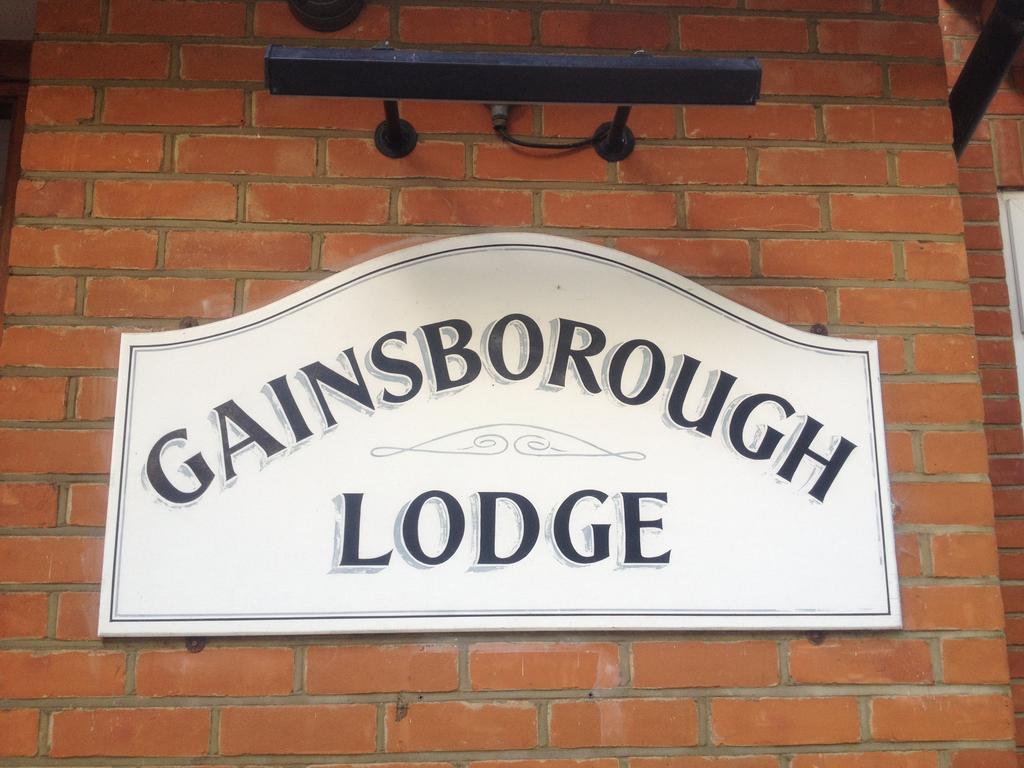 Gainsborough Lodge Horley Dış mekan fotoğraf